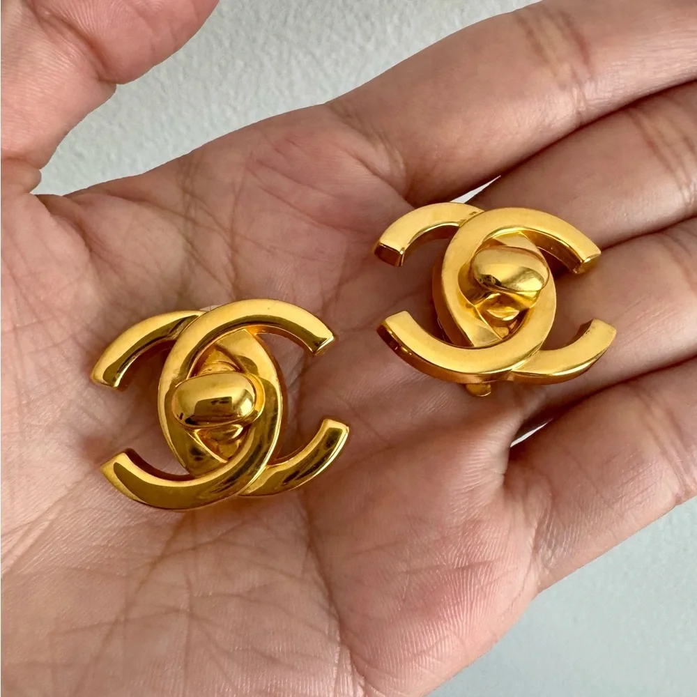Authentic CHANEL Gold Interlocking CC Earrings